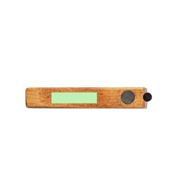 Abridor de botellas en madera | Area 4 | 50 x 10