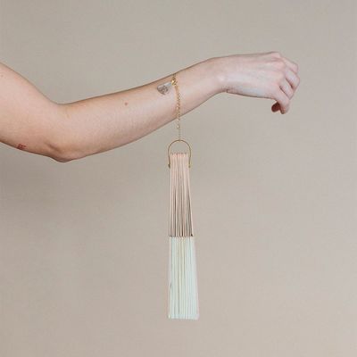 Abanico Madera/Poliéster 23cm con Pulsera y Borla