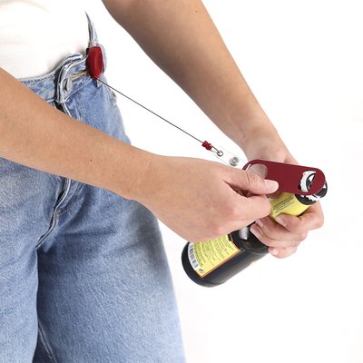 Abridor de acero con clip retráctil