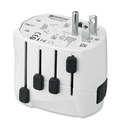 Adaptador enchufe universal con conexión a tierra