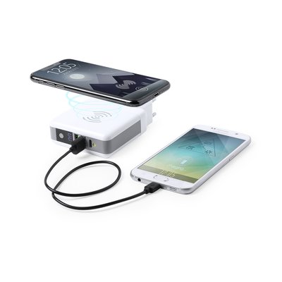 Adaptador viaje con powerbank y carga inalambrica