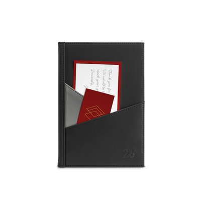 Agenda día A5 en PU con bolsillos exteriores