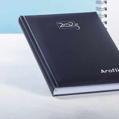 Agenda página por día 2025 de polipiel 14,7 x 21 cm