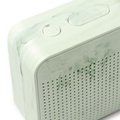 Altavoz inalámbrico de materiales reciclados