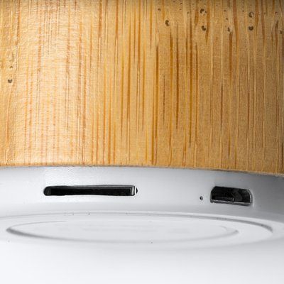 Altavoz Bluetooth de madera con radio FM
