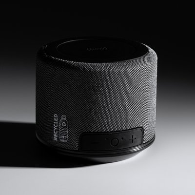 Altavoz inalámbrico 3W y base de carga
