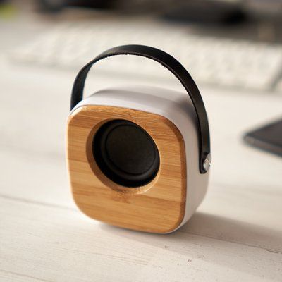 Altavoz inalámbrico recargable