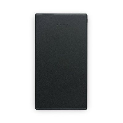 Batería externa fina 5000 mAh LED y USB-C 10W