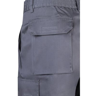 Bermudas multibolsillos de sarga