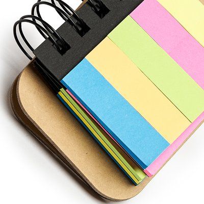 Bloc de notas adhesivas con diseño bocadillo