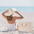Bolsa con flecos y cremallera