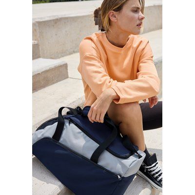 Bolsa deportiva con correa y asas