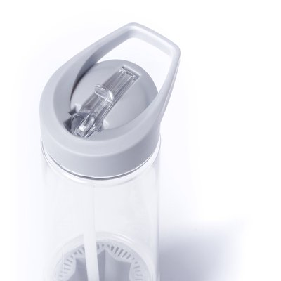 Botella de agua de plástico con exprimidor y pajita sin BPA 780ml