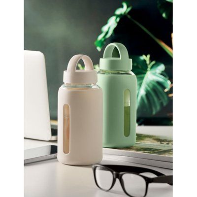 Botella de borosilicato con funda de silicona 600 ml