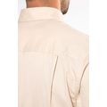 Camisa de algodón con bolsillo y cuello con botones