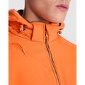 Cazadora Softshell con capucha extraíble