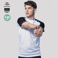 Camiseta técnica blanca con franja de color