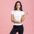 Camiseta técnica mujer transpirable en varios colores