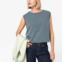 Camiseta crop top sin mangas