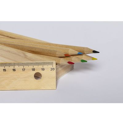 Caja de madera con 6 lápices de colores y regla