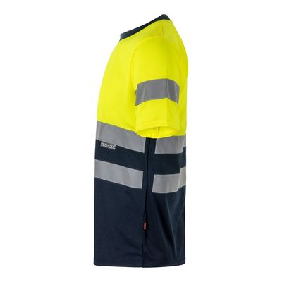 Camiseta técnica con bandas reflectantes
