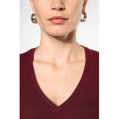 Camiseta de mujer cuello de pico
