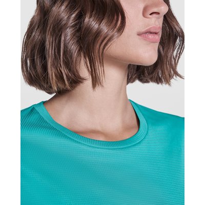 Camiseta técnica entallada para mujer