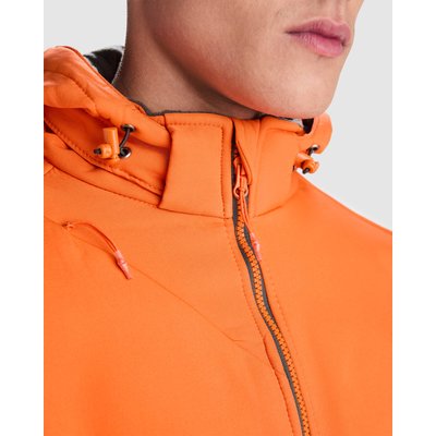 Cazadora Softshell con capucha extraíble