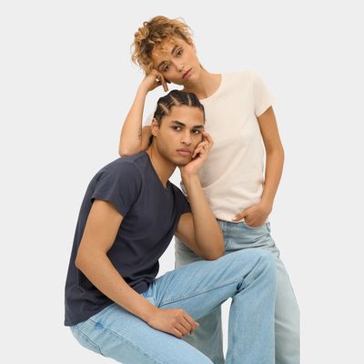 Camiseta ajustada de cuello redondo para hombre