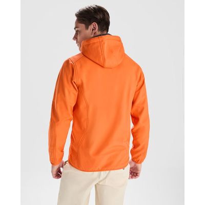 Cazadora Softshell con capucha extraíble