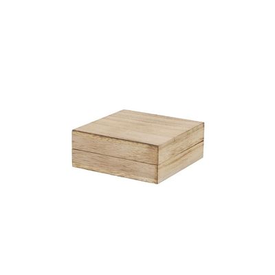 Caja de madera con cierre magnético