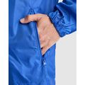 Chubasquero impermeable con capucha extraíble