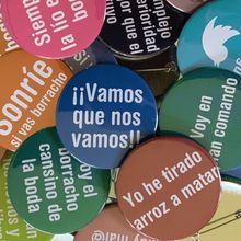 Chapas con Frase Divertidas para Boda