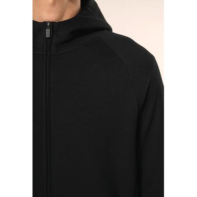 Chaqueta con cremallera y capucha