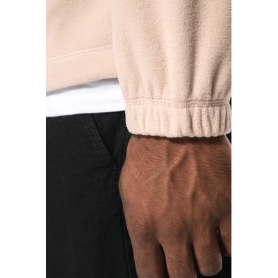 Chaqueta polar ajustable con cordón elástico