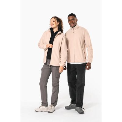 Chaqueta polar ajustable con cordón elástico