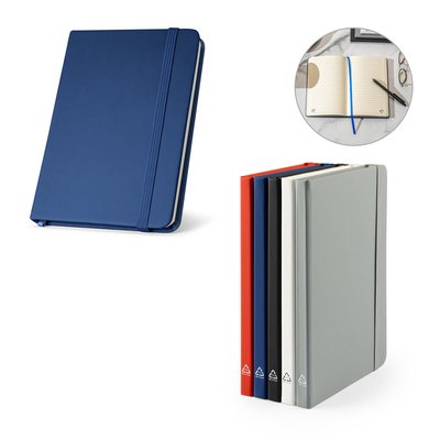 Cuaderno A5 con páginas rayadas y cierre elástico