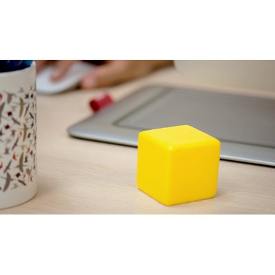 Cubo antiestrés de colores