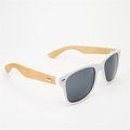 Gafas de sol con varillas de bambú