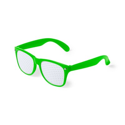 Gafas con lentes perforadas