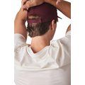 Gorra ajustable mediante tira autoadhesiva