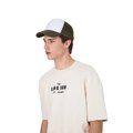 Gorra trucker con ajuste de plástico