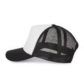 Gorra trucker con ajuste de plástico