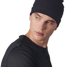 Gorro deportivo ajustado Black