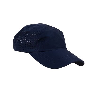 Gorra de microfibra con agujeros