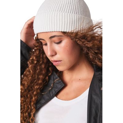 Gorro con dobladillo