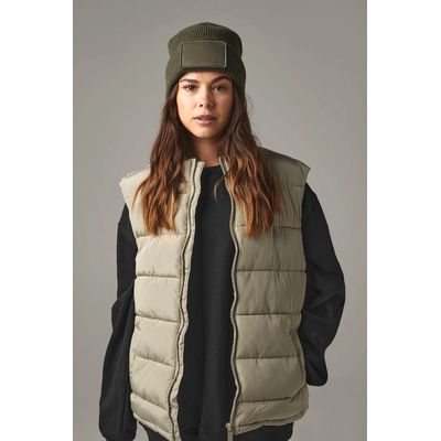 Gorro acrílico con parche extraíble