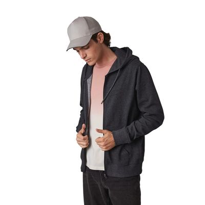 Gorra con banda de transpiración