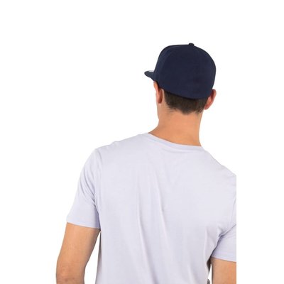 Gorra Flexfit con visera plana