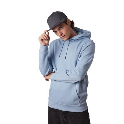 Gorra Flexfit con visera plana